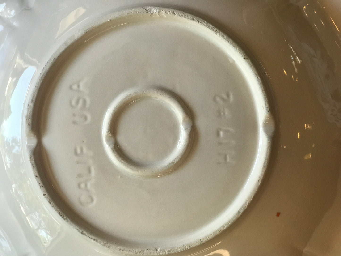 California H17 Water Basin (Missing Pitcher)